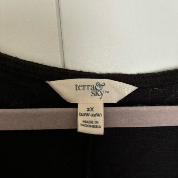 Terra & Sky Dress - Picture 3 of 4